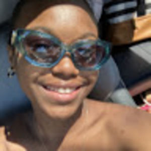 Meet your Posher, Janaiea